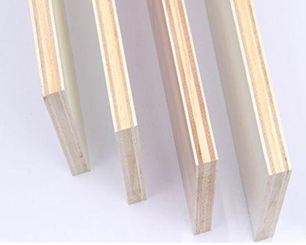 牡丹花生态板和颗粒板哪个更好一些？